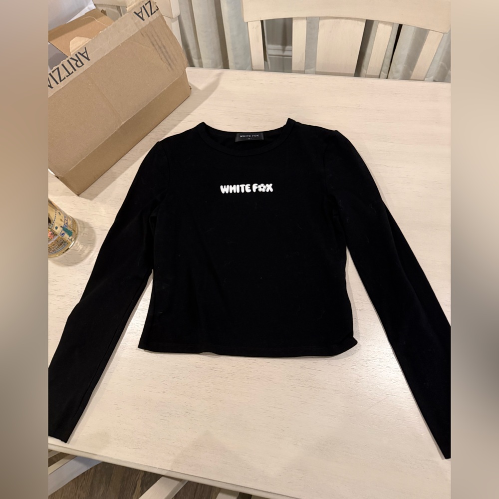 White Fox Love Addiction Long Sleeve Baby Tee in Black